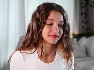 Freechat little_poetry on Chaturbate