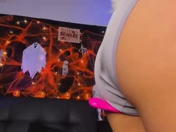 Cute Littlee_emma_ wants you to fuck her body now littlee_emma_ from Chaturbate