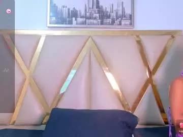 littleebonymommy on Chaturbate 