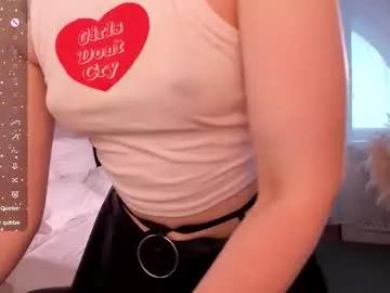 Freechat lonelyteaser on Chaturbate