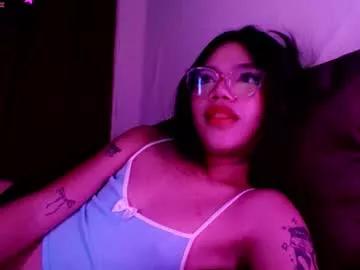 Freechat love_seren on Chaturbate