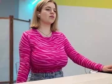 lovlybambi on Chaturbate 