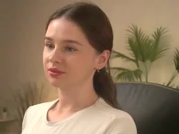 Freechat lunaolivia_ on Chaturbate