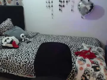 mia_adams_red — GOAL: fuck my boobs [90 tokens remaining] Welcome to my room! heyyy happy holidays #bigboobs #anal #squirt #young #lovense #latina #bigass #shy #redhead #natural #shaved