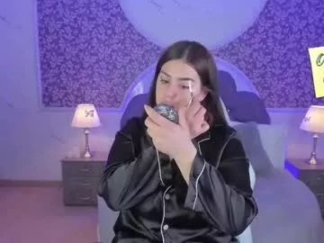 Freechat miamontoya on Chaturbate