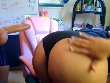 Freechat misssuckalot on Chaturbate
