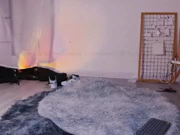 Check out 99 years old mollyflwers from Chaturbate mollyflwers from Chaturbate