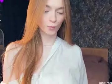 Freechat monabrickell on Chaturbate