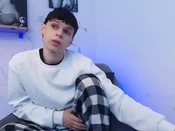 mykelcano on Chaturbate