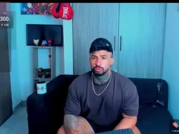 Freechat naughty_dominant on Chaturbate