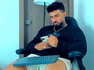 Freechat naughty_dominant on Chaturbate