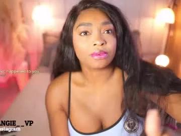 Freechat nicoleth18 on Chaturbate