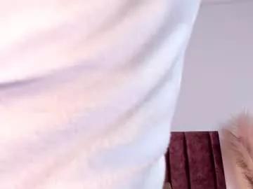 ninacavallli on Chaturbate 