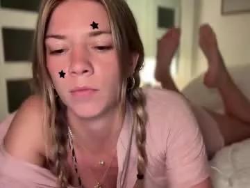 Private oliviahansleyy on Chaturbate