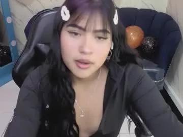 paulette_v from Chaturbate