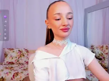 pearl_bloom — Pull down your shorts what color are your panties #18 #lovense #skinny #shy #bigass [40 tokens remaining]