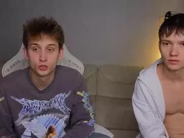 pupsenish on Chaturbate 