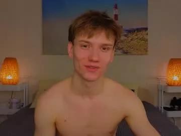 pupsenish on Chaturbate 