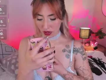 Freechat purplemoon_1 on Chaturbate