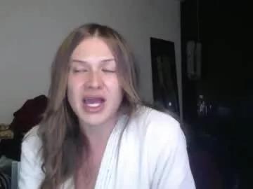 queennicky88 on Chaturbate 