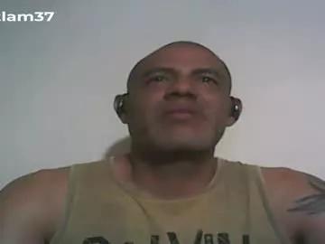 Freechat retlam37 on Chaturbate