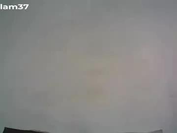 Freechat retlam37 on Chaturbate