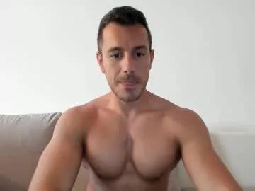 Freechat roberto4ever on Chaturbate