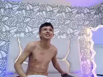 Watch 19 years old rooy_tay from Chaturbate rooy_tay from Chaturbate