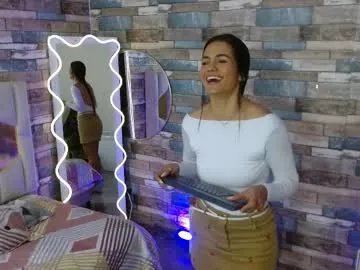 Freechat rosalind_tay on Chaturbate