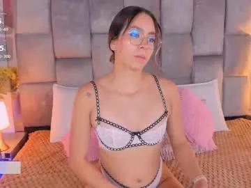 Freechat sara_madrid_ on Chaturbate