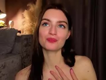 Freechat sarakinsly on Chaturbate