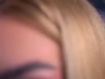 Freechat sashaferrera on Chaturbate