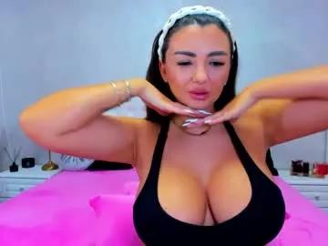 Freechat sensualreyna on Chaturbate