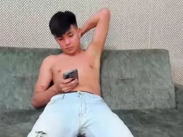 Freechat sexys_boys18 on Chaturbate