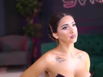 Freechat siennaruh on Chaturbate