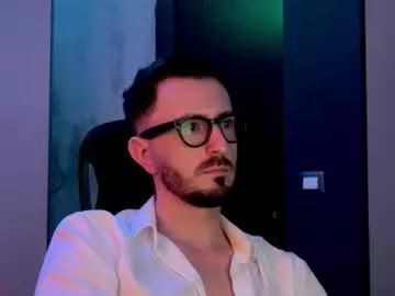 Try Chaturbate's Sirmaxx1 sirmaxx1 from Chaturbate