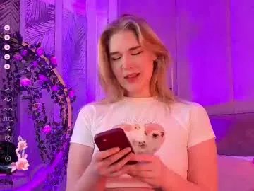 Freechat smiley_mia_ on Chaturbate