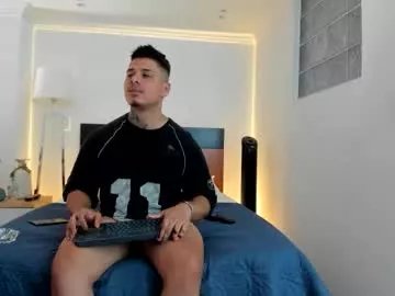 Freechat straight__friends on Chaturbate