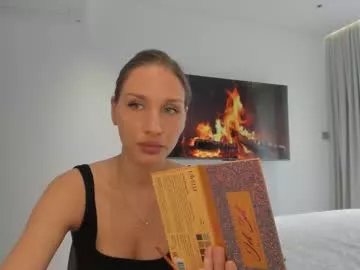 Freechat sweet_miss381 on Chaturbate