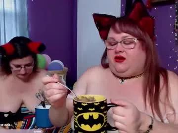 sweetkiitty3 on Chaturbate 