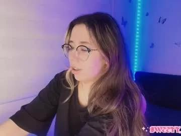 Watch Chaturbate's Sweettvera_ sweettvera_ from Chaturbate