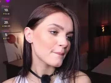 Freechat synne_glows on Chaturbate