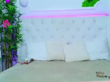 Freechat taahiraarabian on Chaturbate