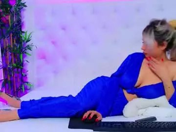 Freechat taahiraarabian on Chaturbate