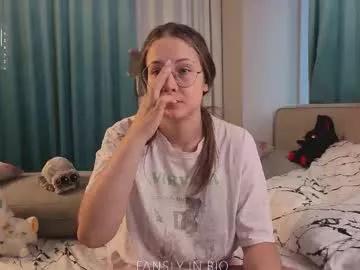 Discover Taithelme, she wants to masturbate for you taithelme from Chaturbate