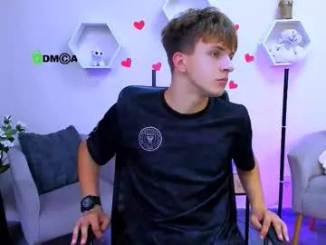 Freechat travis_wolf_ on Chaturbate