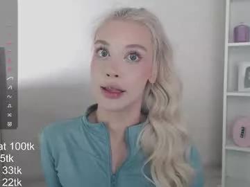 Freechat vickyfuckingdoll on Chaturbate