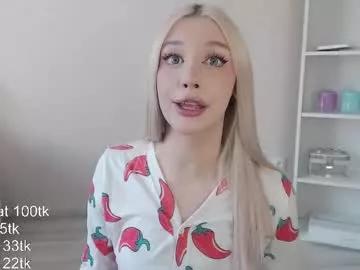 Freechat vickyfuckingdoll on Chaturbate