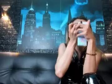 Cute Victoria_badgal wants you to fuck zir body now victoria_badgal from Chaturbate