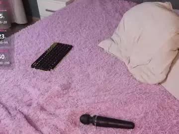 Freechat victoriathomsons on Chaturbate